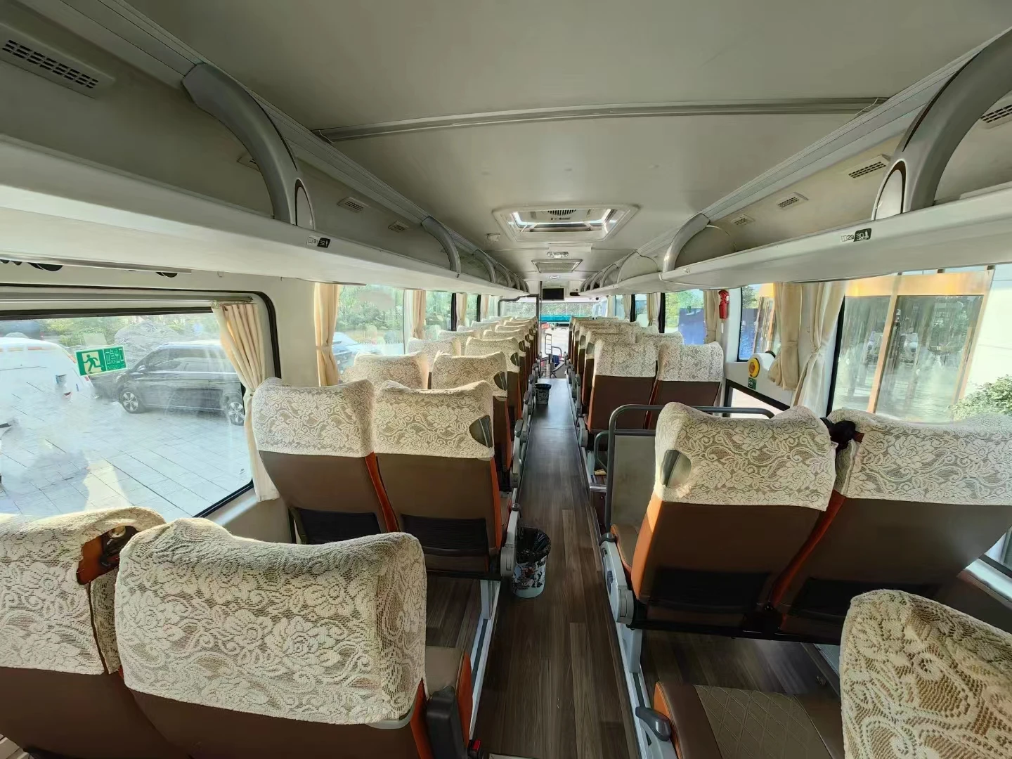 Hot Sale Used  Bus with Airbag 55-60 Seaters diesel Engine Double Decker Bus Luxury City Travel Bus for Africa Sale