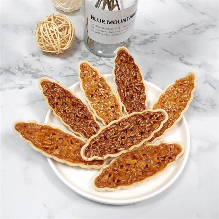 OEM/ODM 80g Wholesale Delicious Boat-shaped Crispy Cracker Snacks Cheap Five Flavors Nuts Cookies Club Social Crackers Biscuits