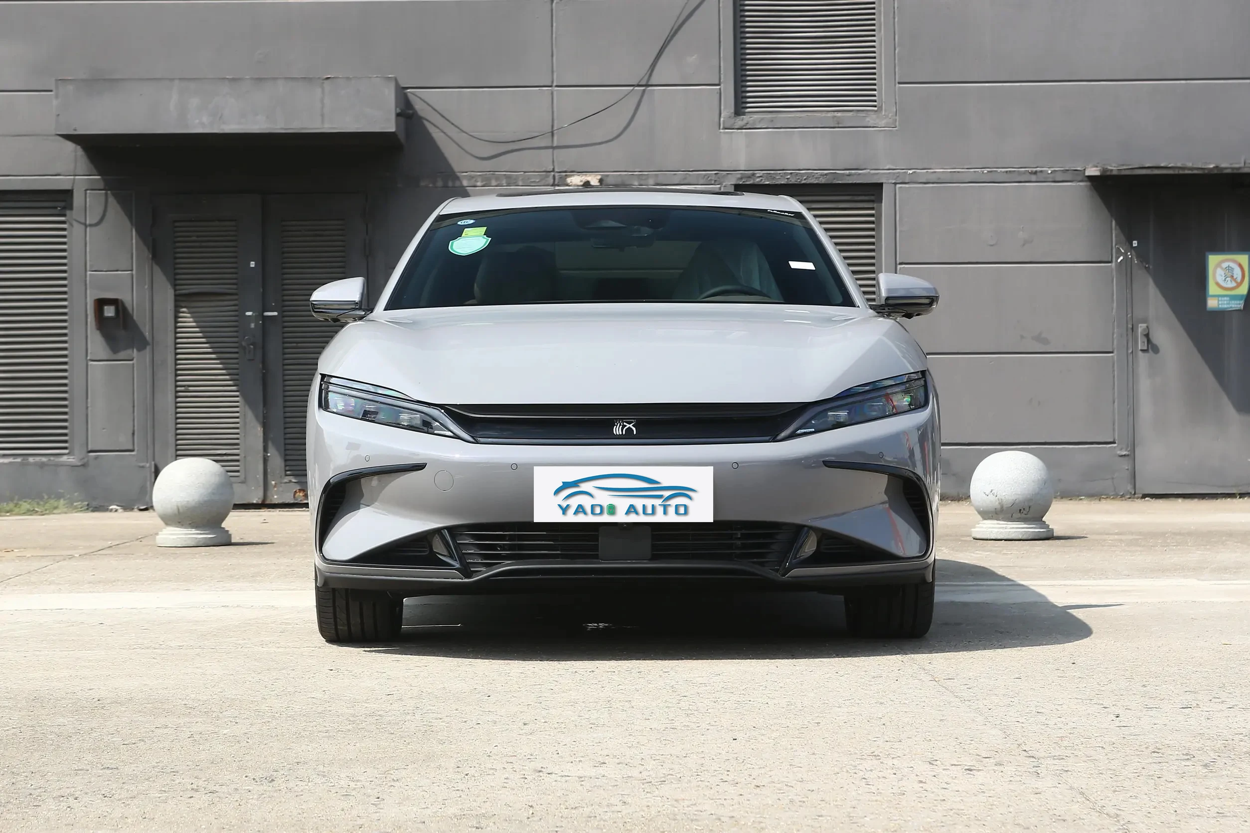 Wholesale 2025 BYD Han EV Flagship Electric Smart Coupe 4WD Sport Sedan with Long Range New Energy Electric Vehicle