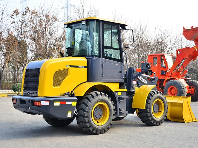 Hot Sell Small tractor front end loader LW180KV with pallet fork