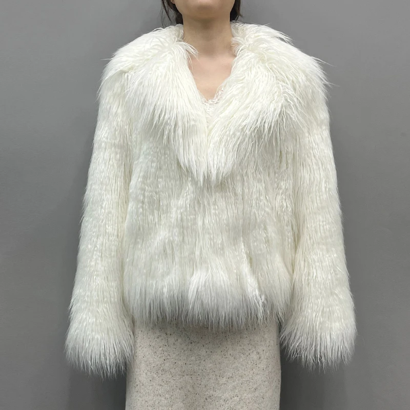 2024 Wholesale Lady Winter Warm Fluffy Mongolian Fake Fur Jacket Short Overcoat Lapel Women Faux Fur Coat