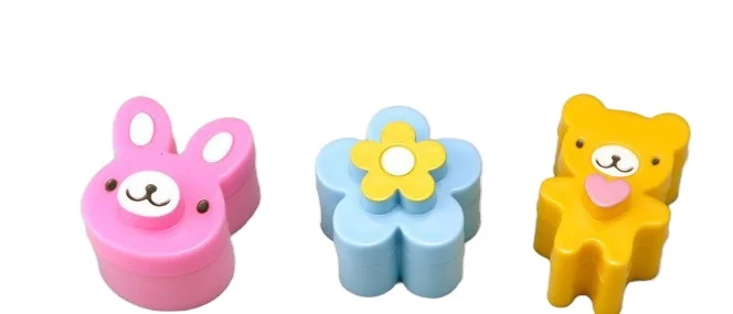 Cake Tool Plastic Kids Bread Sandwich Cutter 4 Pieces Animal Shape Plastic Sandwich Cutter Set For Kids