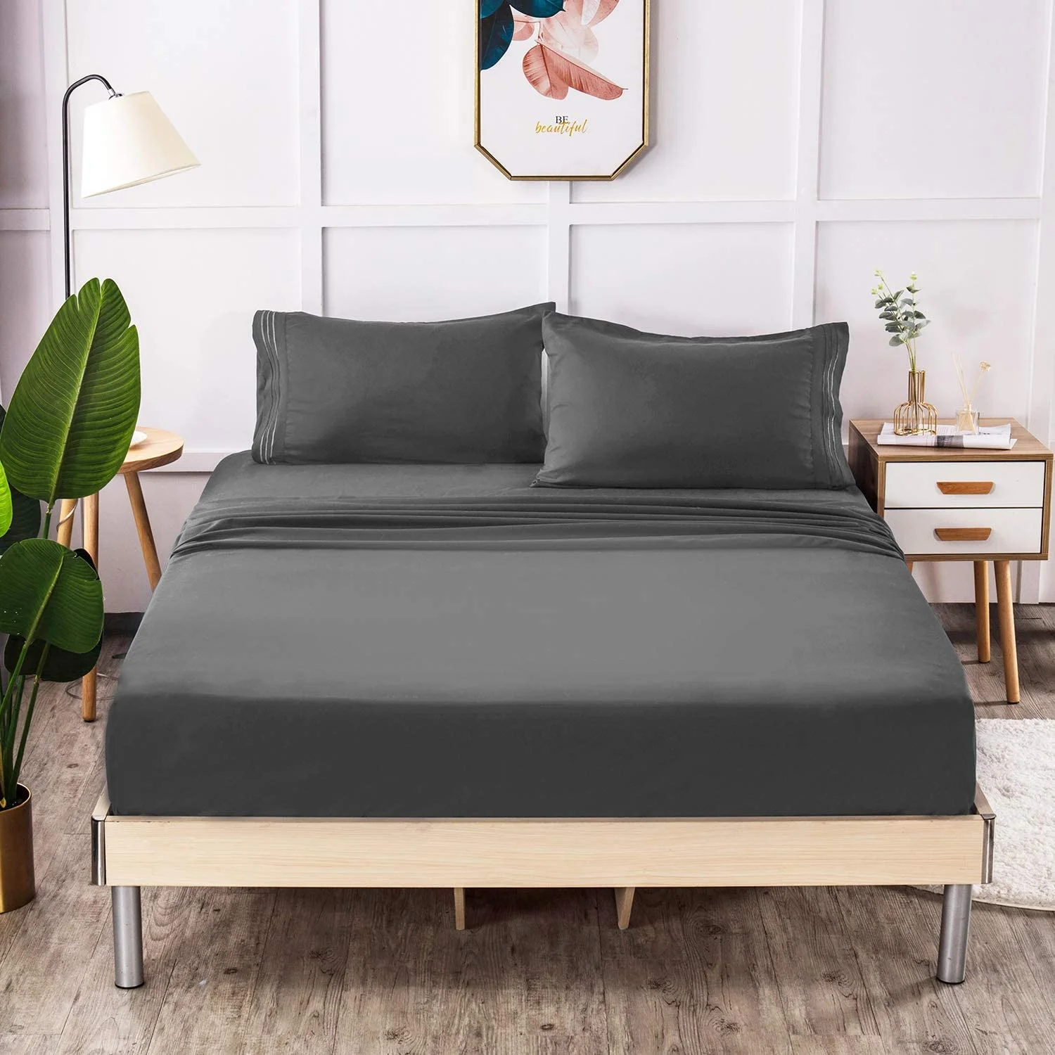 Bedding Set 4 Piece Set Embroidery  Extra Soft for Hotel Bed Sheets Christmas  Gift