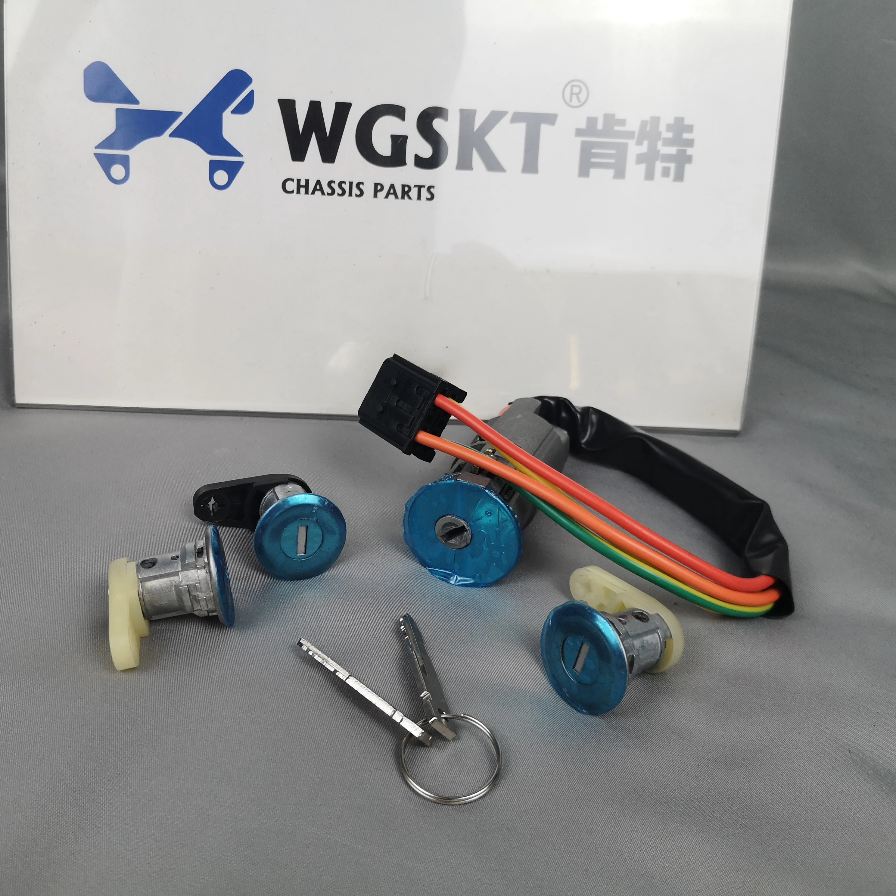 France Car Auto Spare Parts OEM  7701472518 7702296589  LOCK FOR IGNITION Starter Switch For