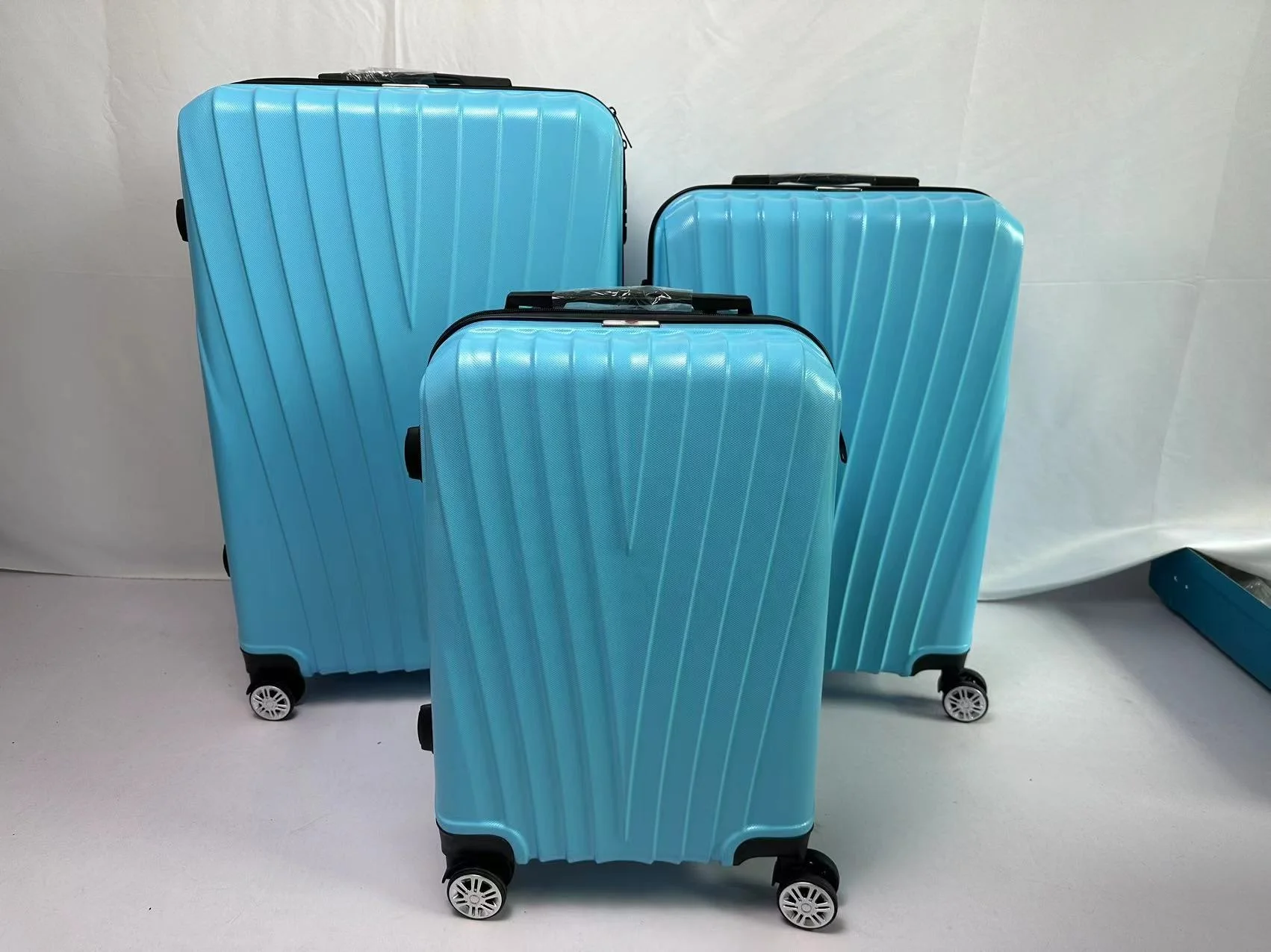 20/24/28 3 Piece Luggage Set Customize Travel Trolley Case Bag ABS Hardshell Lightweight Carry On Suitcase Luggage Factory Price