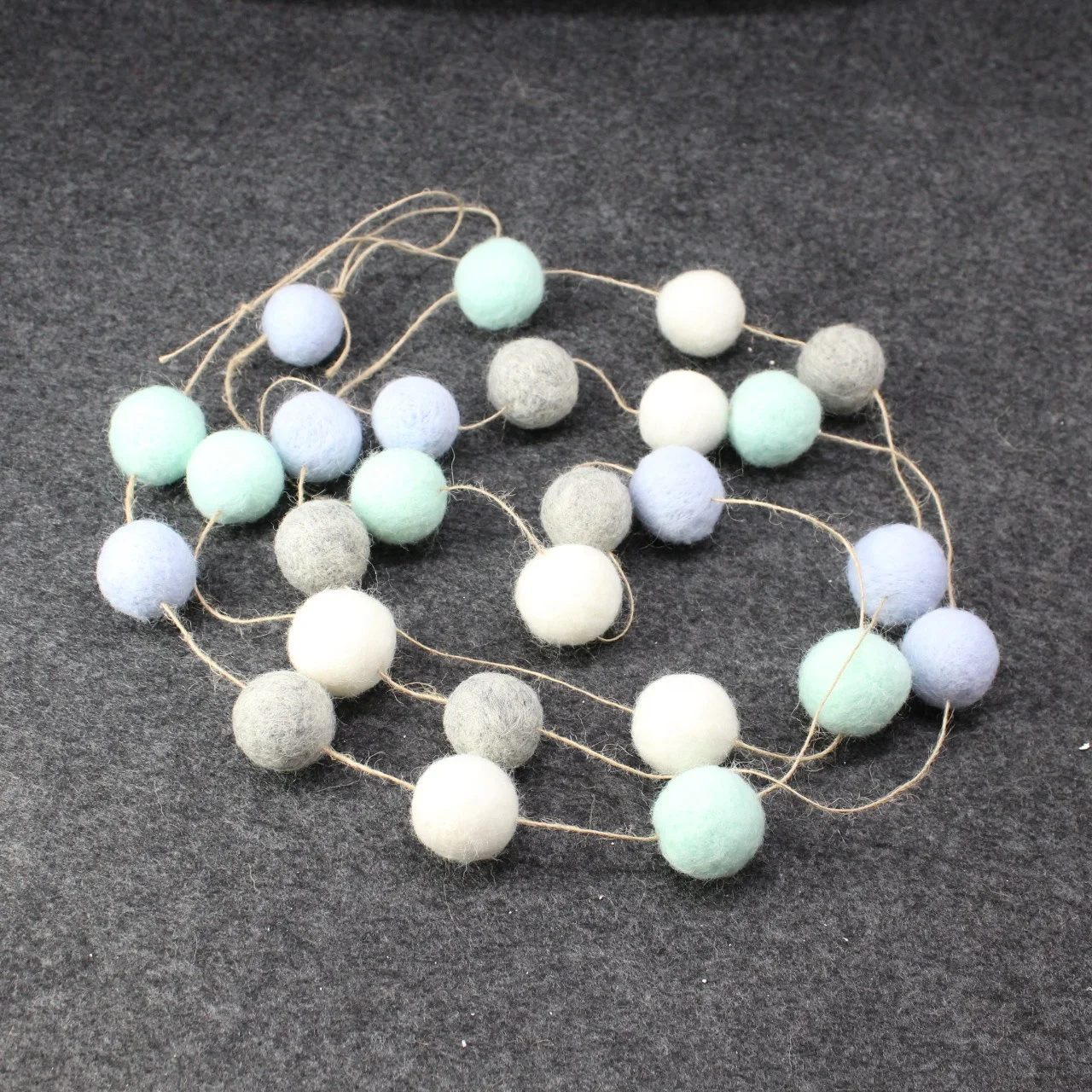 Wholesale colourful felt ball garland for Christmas Decoration