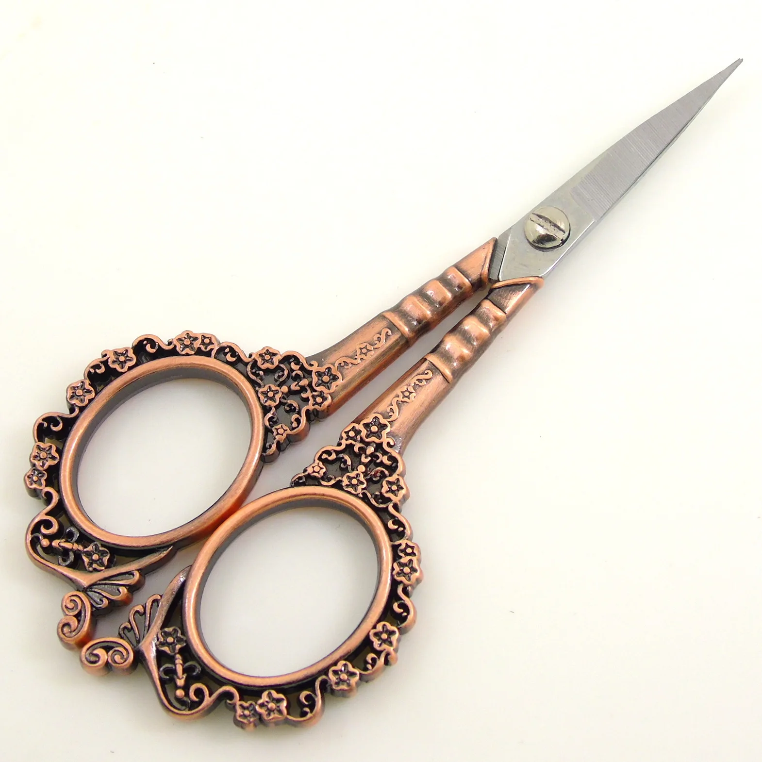 Retro Style Stainless Steel Precision Cuticle Nail Art Scissors Salon Pedicure Beauty Grooming Kit Nail Supplies