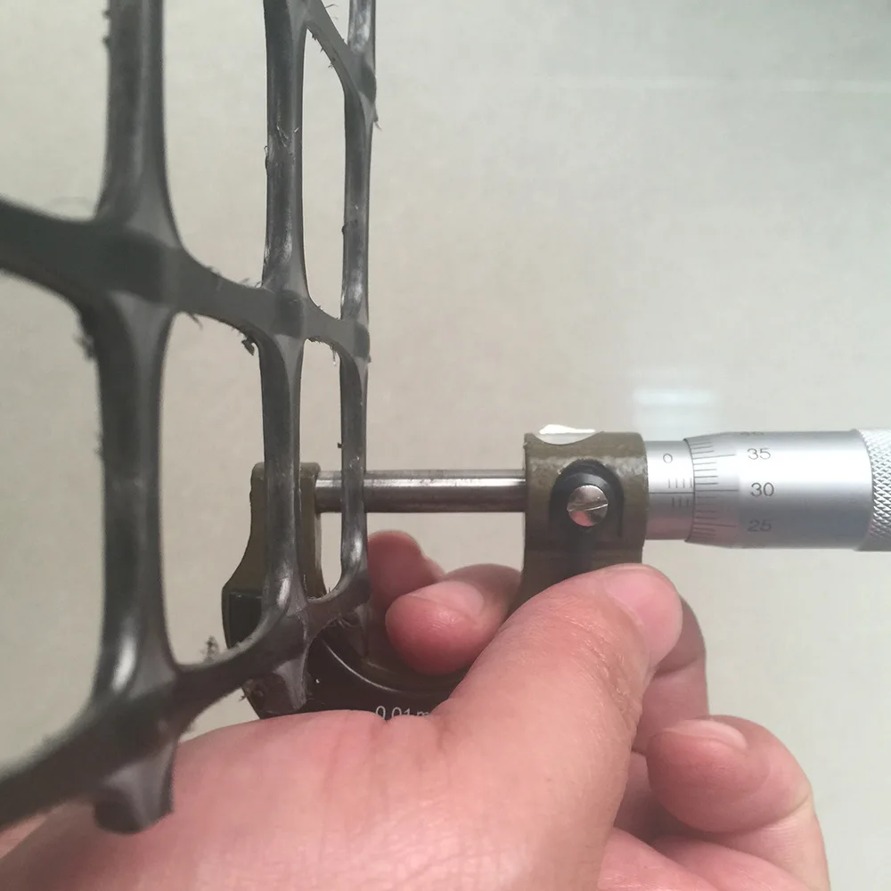 Двухосная георешетка для стабилизации гравийной поверхности, Двухосная георешетка для подкласса для усиления