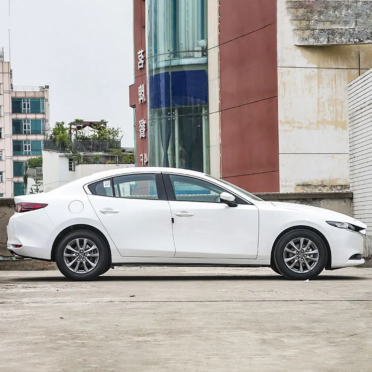 Лидер продаж 2023 Changan Mazda 3 Axela новые автомобили 1 5 л 2 0 бензин Lhd дешевая цена седан