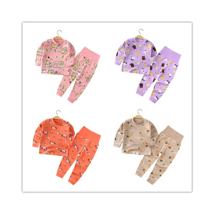 
Baby Girls Giraffe Cotton Pajamas Set With long Sleeves Top And long Pants autumn suit 