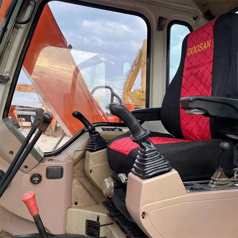 Используемый оригинальный экскаватор Doosan DH80 со стабильным качеством doosan 80 продается по низкой цене