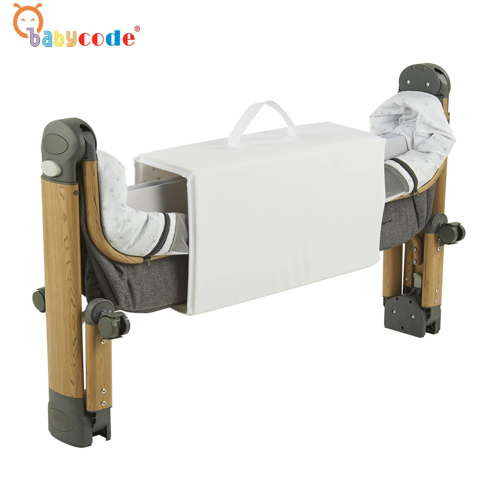 Factory foldable new born wooden baby crib