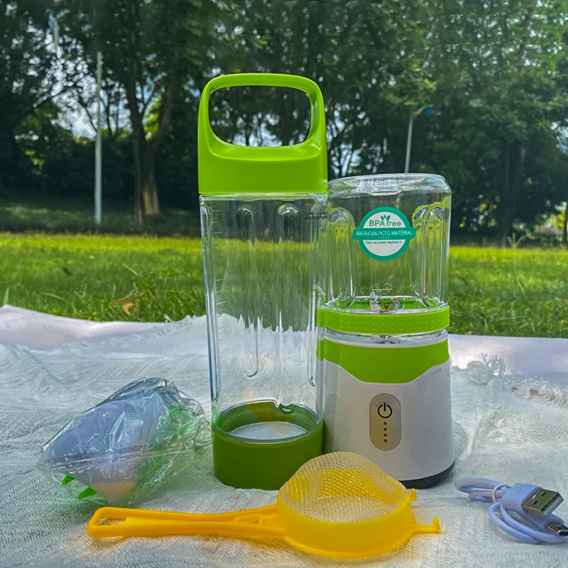 Portable Juicing Cup Mini Juicer Portable Upgrade 6 Blades Juicer USB Household Fruit and Vegetable Portable Blender juicer