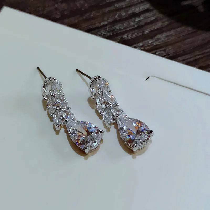  Luxury Leaf Zircon Bridal Earrings For Women Trendy Crystal Bling Drop Wedding Jewelry Party 2021
