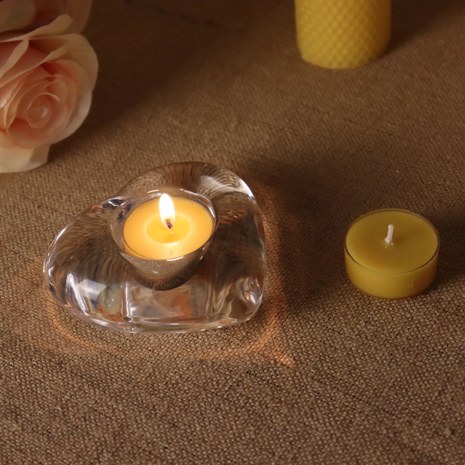12pcs Pure Natural Beeswax Tealight Candles Organic Candle Natural Scent Smokeless Clean Burning Decor Beeswax Candle with Box