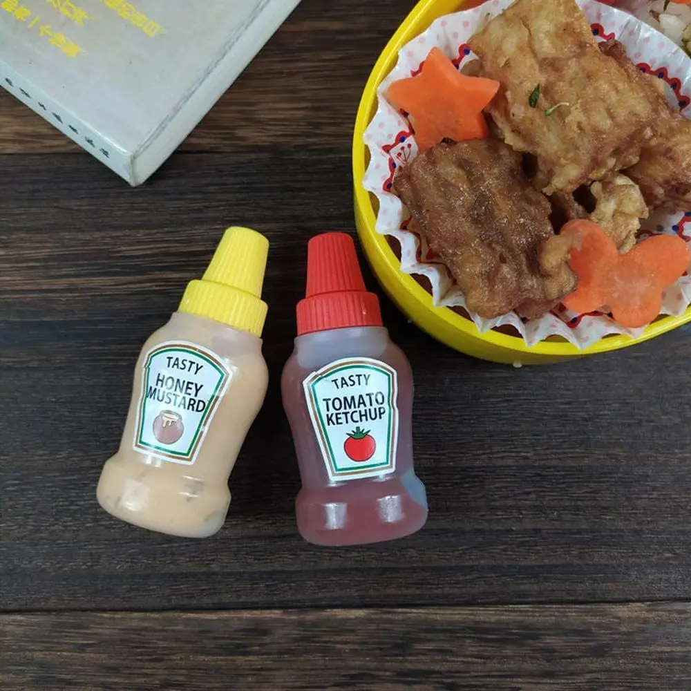 Cute Animal Portable Mini Sauce Bottle Japanese Bento Box Vinaigrette Salad Dressing Bottle Set
