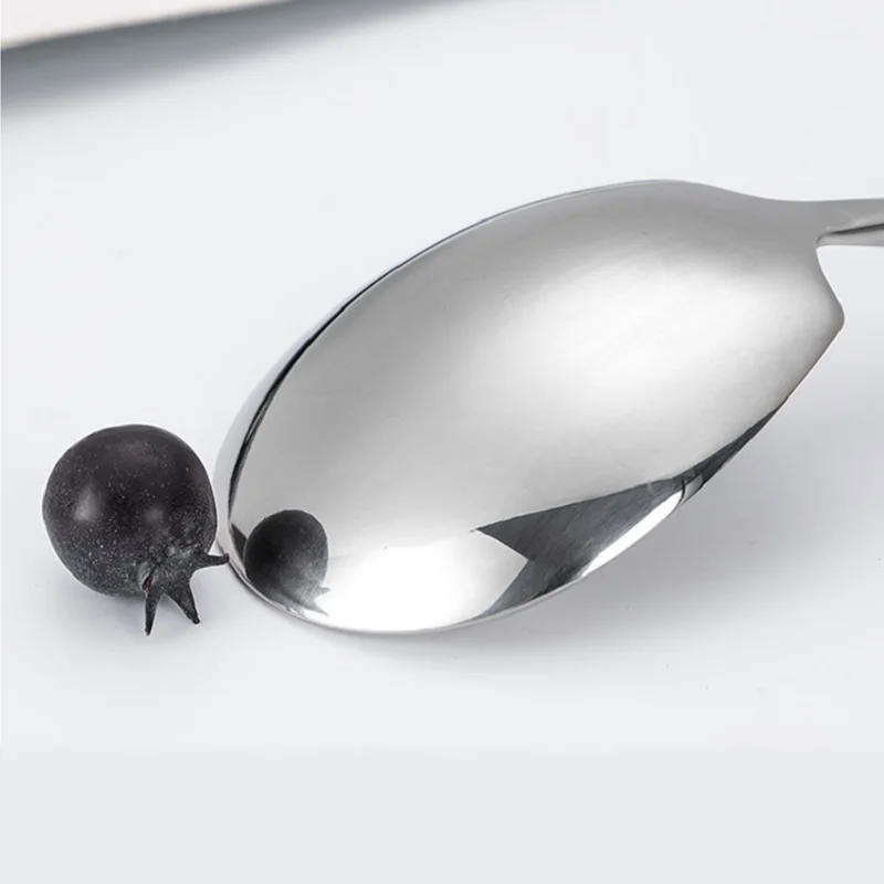 Customizable Western Metal Knife Fork Spoon Set Thick Hotel Stainless Steel 18/10 Korean Flatware Silver Plated Cutlery Set