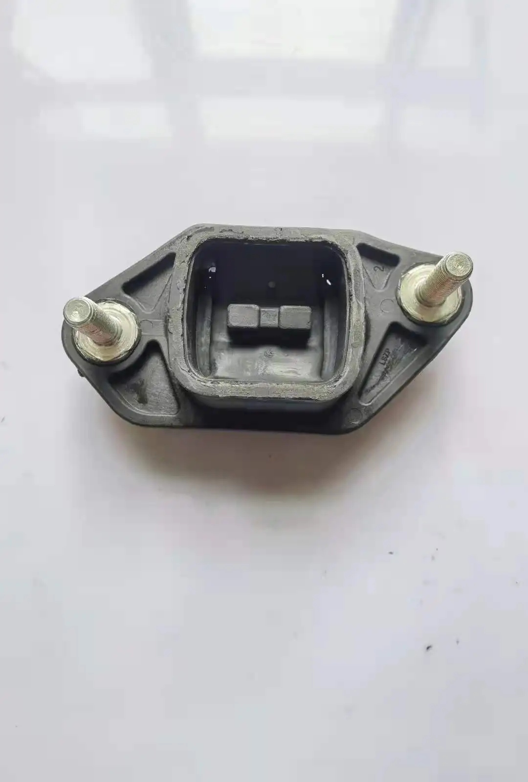 50850-TA2-A02 engine bracket car high quality engine support base for 2.0L CP1 2008-2013 AT engine