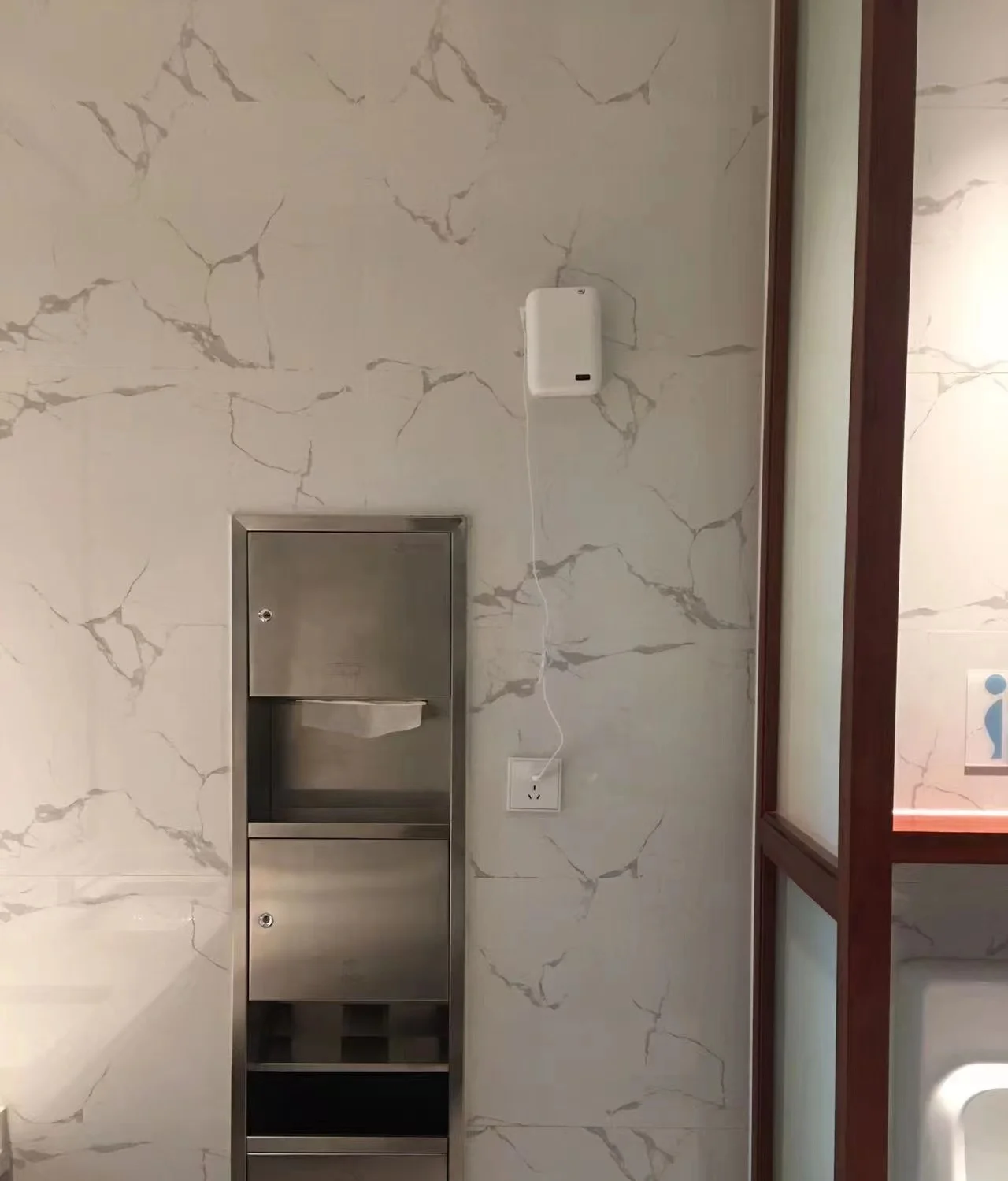 Promotion Bluetooth App Control Fragrance Diffuser OEM Hotel Commercial Electric Smart Aroma Scent Diffuser