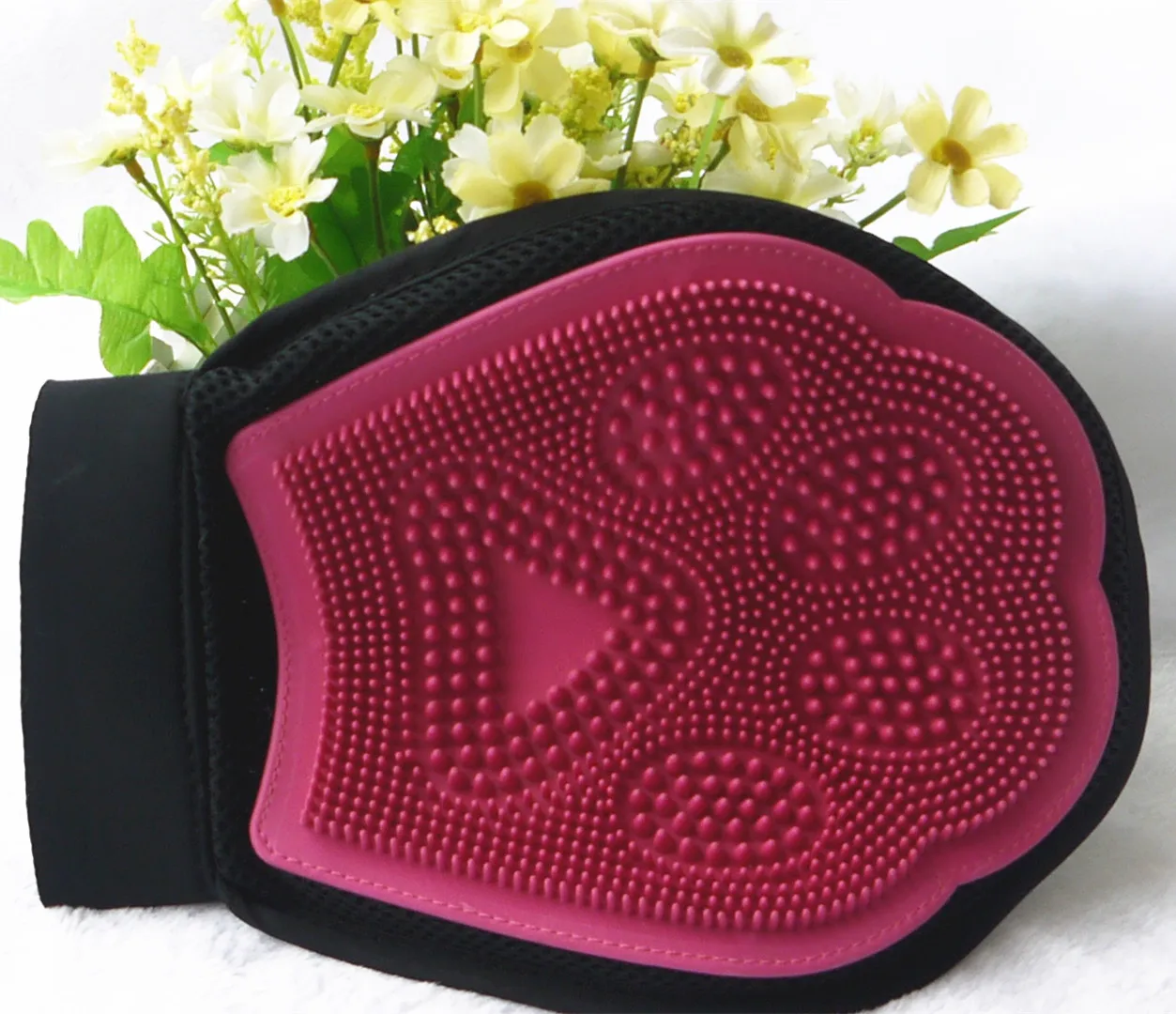 Pets Microfiber Rubber Bristle Shampoo Wash Dog Cat Massaging Bath Mitt