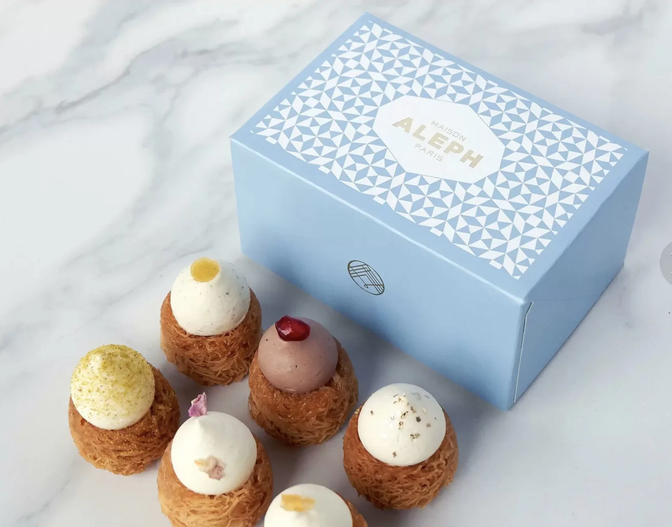 Wholesale Giving Foldable Sweets Baking Cardboard Food Grade Gift Packaging Dessert Cake Box