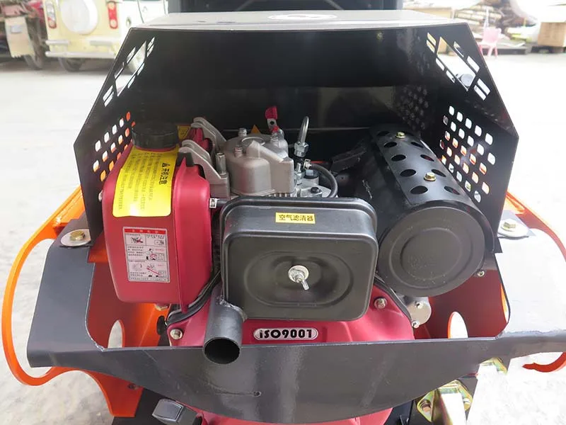 Best selling low price mini digger excavator 600kg 700kg small mini excavator for home use