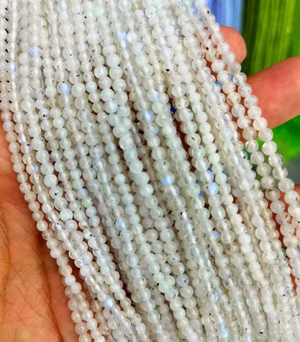 Wholesale Natural Smooth Gemstone Good Quality Blue Moonstone  Round Loose Stone Beads For Jewelry Making