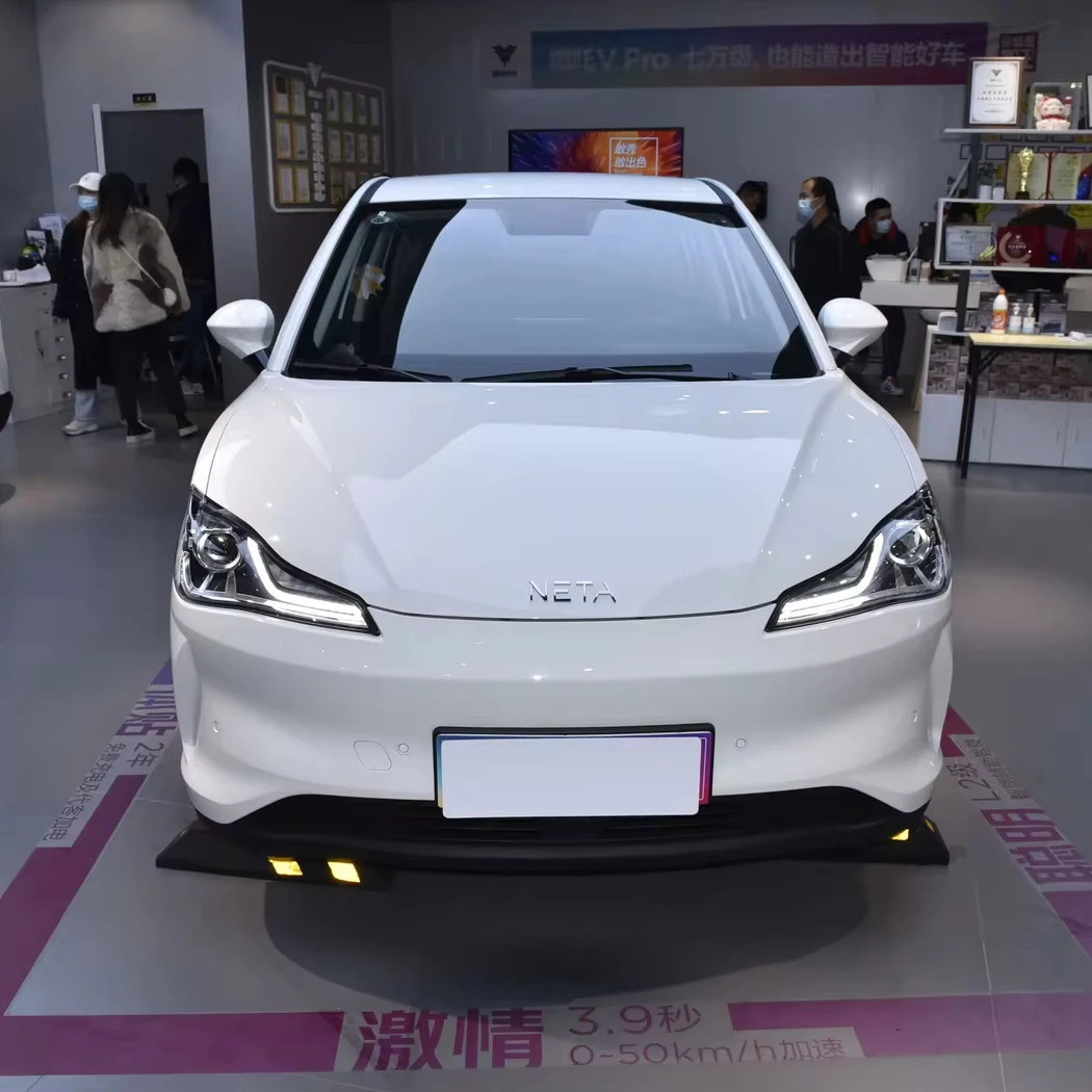 2024 Chinese supplier Neta electric cars used vehicles Factory price 5 door 5 seat SUV Neta V cheap electric cars for adult
