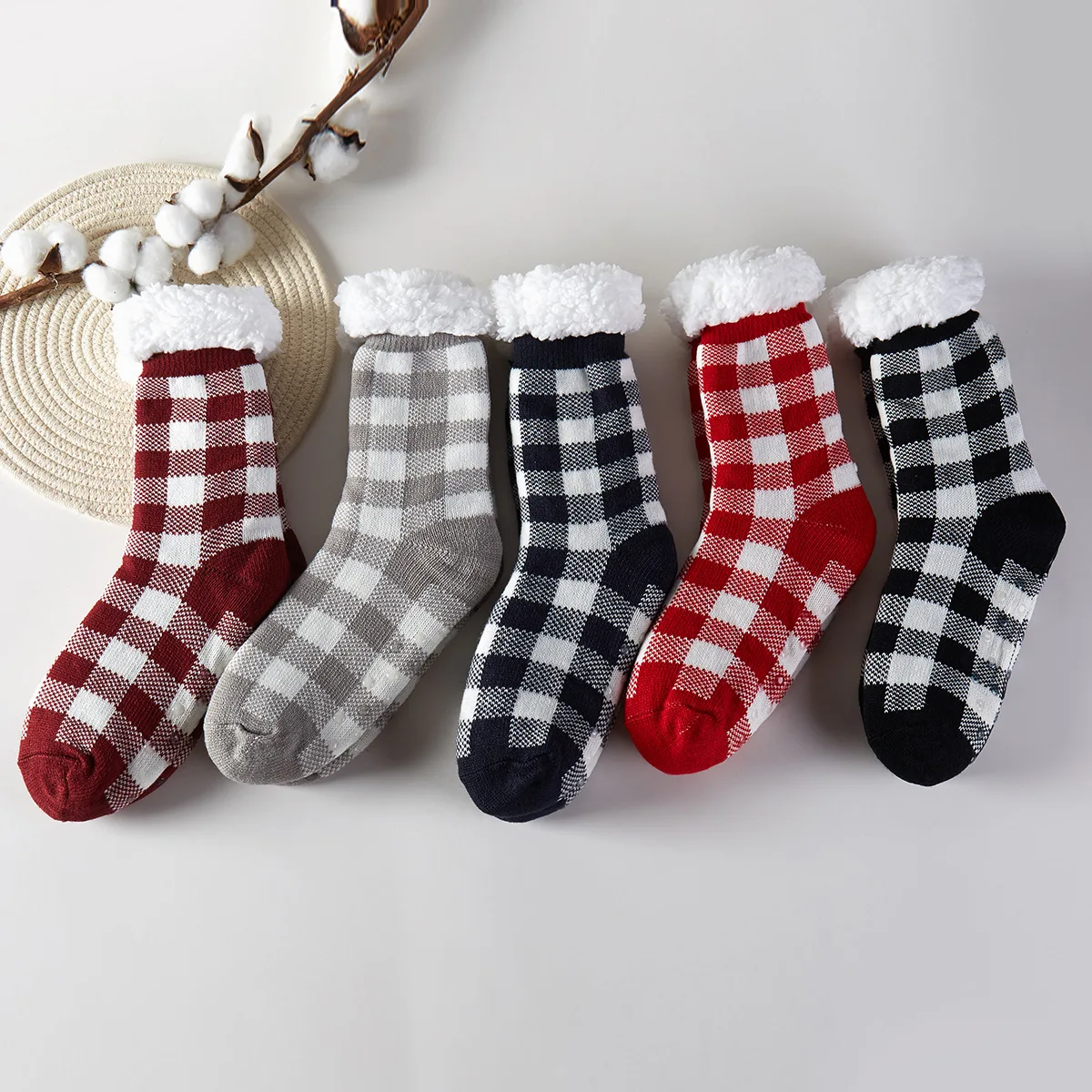 Winter Thicken Warm Fluffy Plush slippers Non-slip Sleep Sock Cozy fuzzy christmas Plaid Floor socks women For Adult