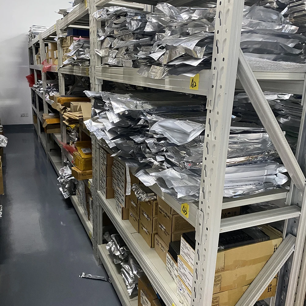 High Quality T20 DIODE ZENER 18V 250MW SOT23 BZX84-B18