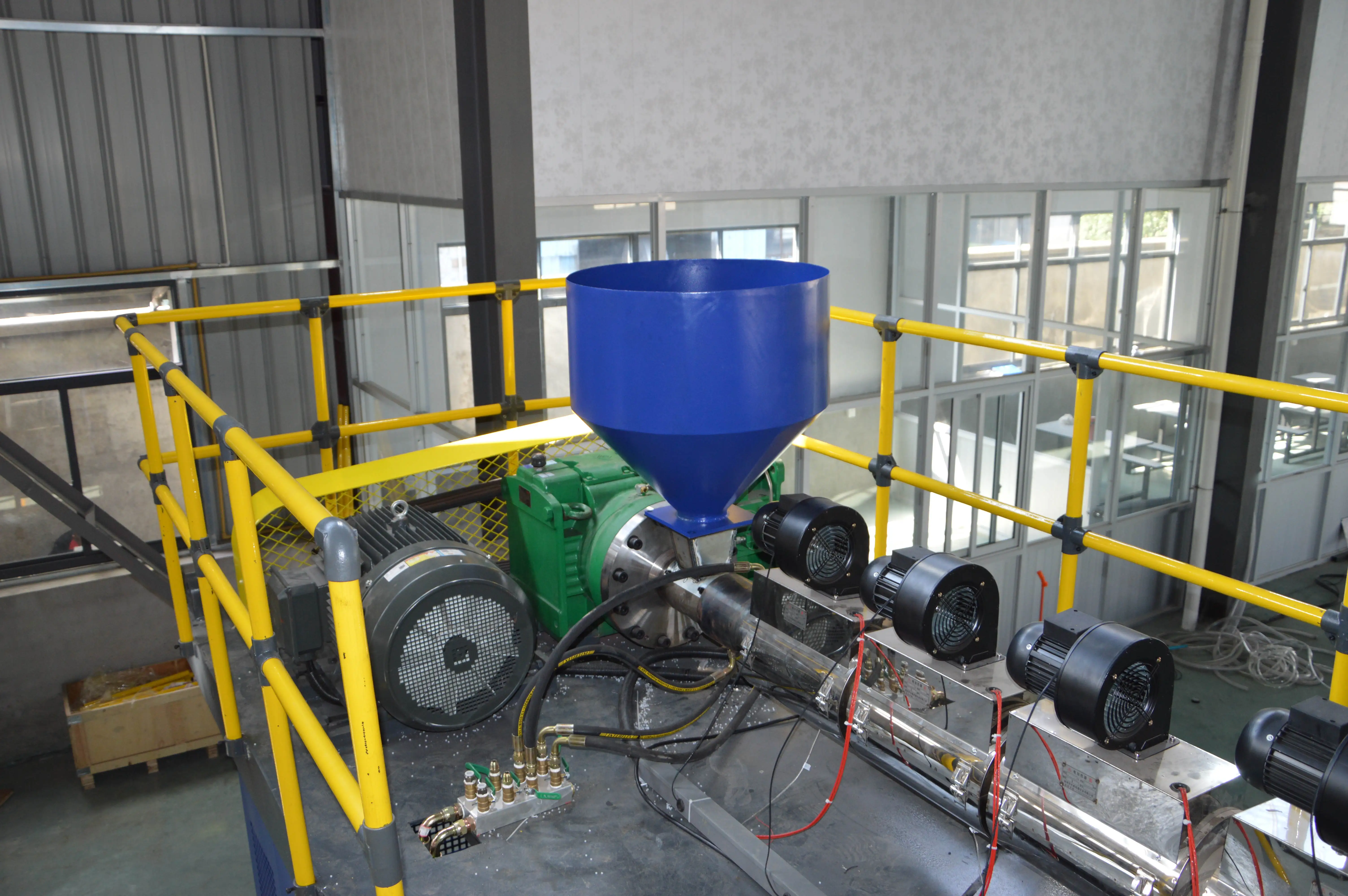 plastic HDPE jerrycan blow molding machine for sale