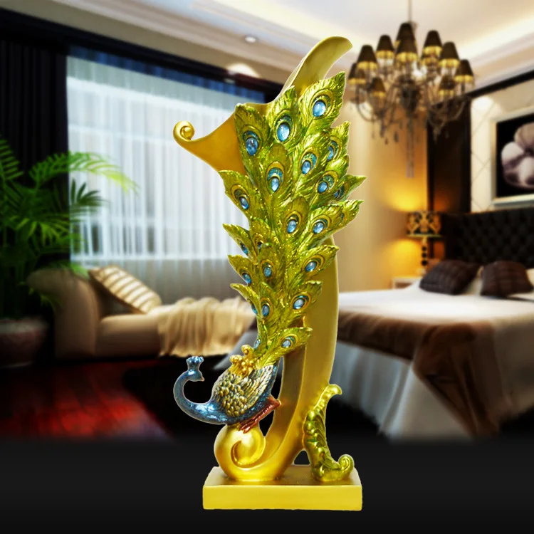 Peacock Statue Collectible Sculpture for Wedding Home Ornament Table Decor