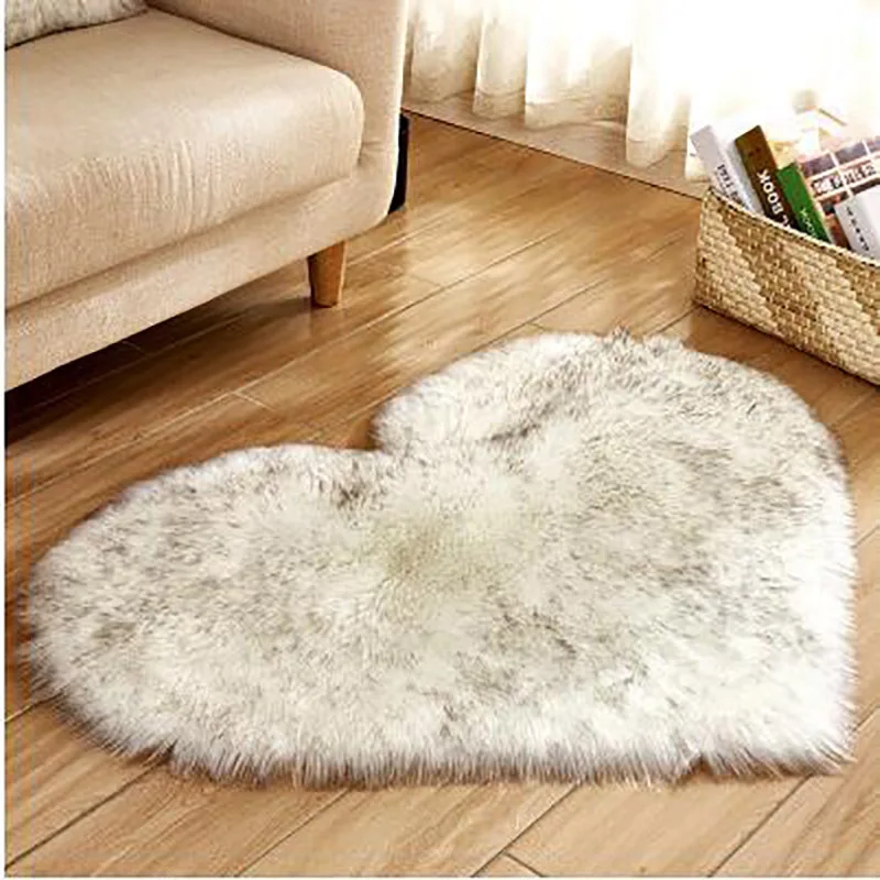 Living room with faux wool floor mat and carpeted bay window Length of wool 6-12cm-15cm