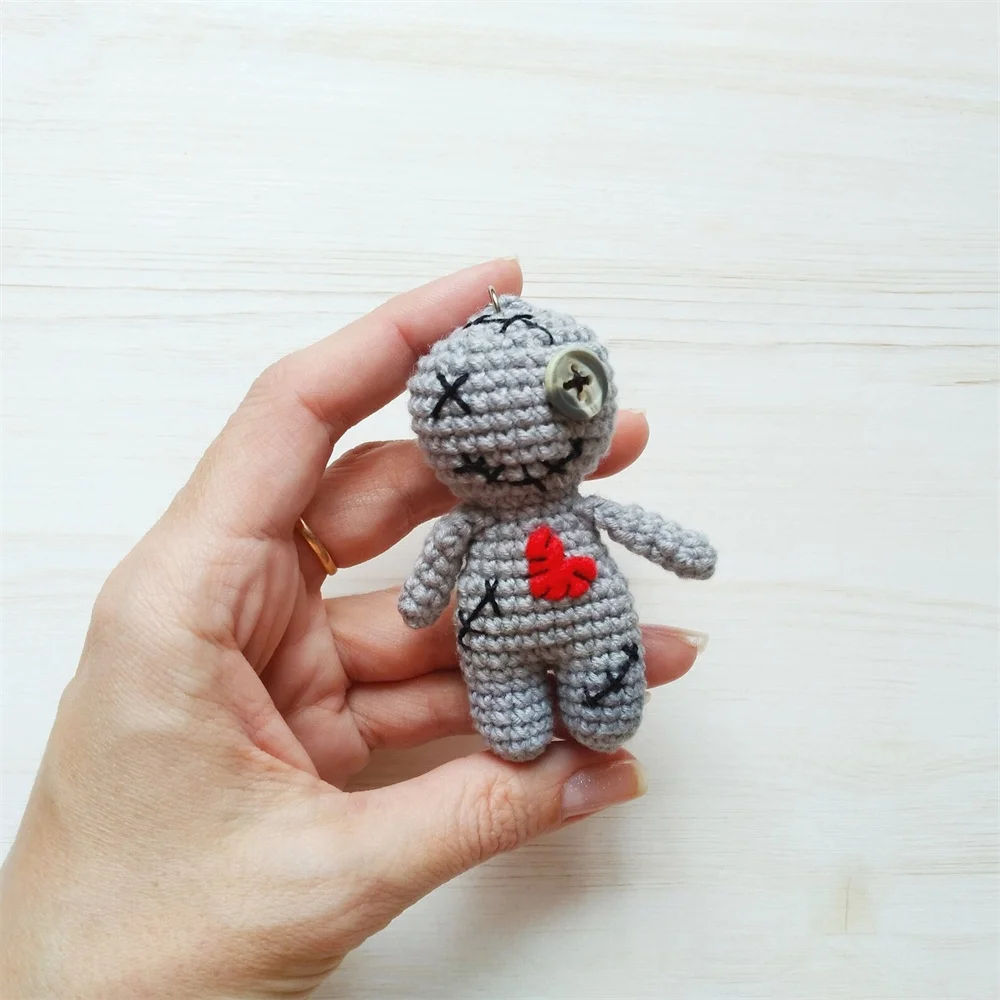 Halloween Gift Voodoo Doll Keychain Creepy Cute Plush Kawaii Plushie Horror Charm Weird Keychain Accessory for Gothic Bag