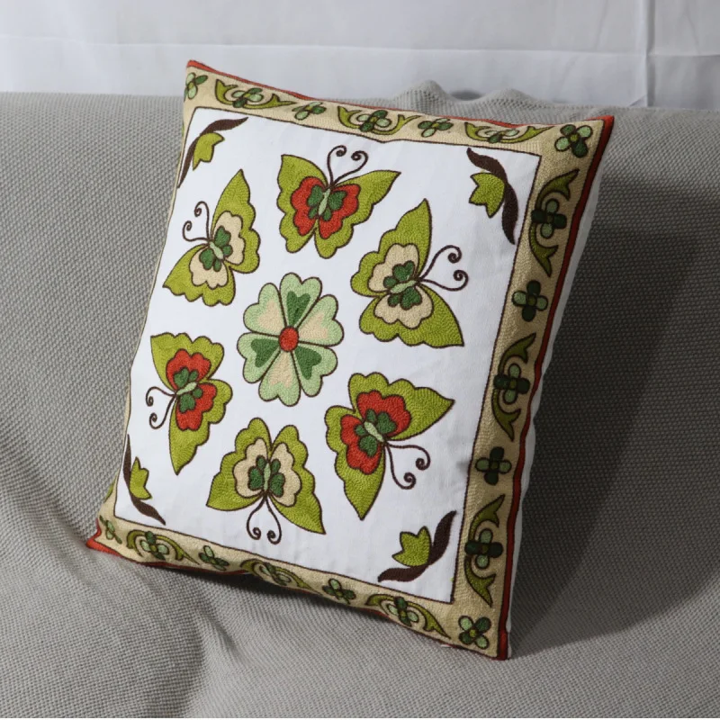 Wholesale Vintage Style Luxury Tapestry Embroidered Cushion Cover Sofa Throw Pillow Case Indian Suzani throw Hippie Bohemian