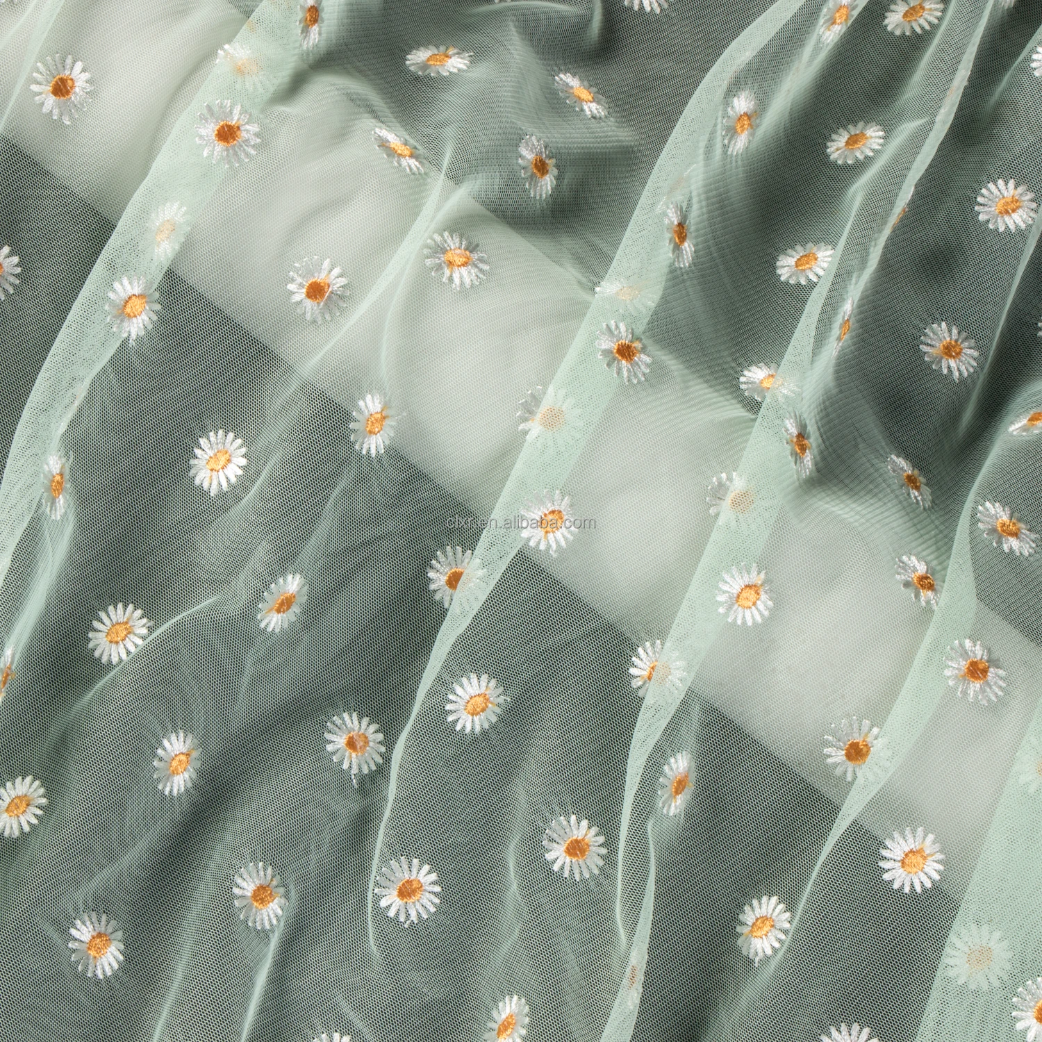 Tulle Factory Wholesale Fabric Breathable Mesh Sunflower Embroidery 3D Jacquard Net Knitted Fabric For Clothing