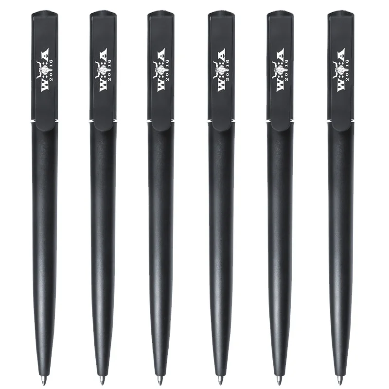 Шариковая ручка из черного пластика с логотипом на заказ