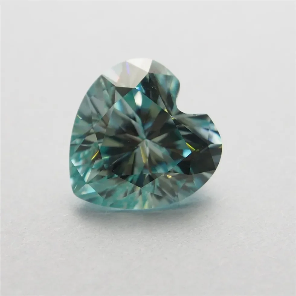 HQ GEMS 4x4mm To 13x13mm Green color Moissanite heart Brilliant cut Sic material similar to diamond For Jewelry