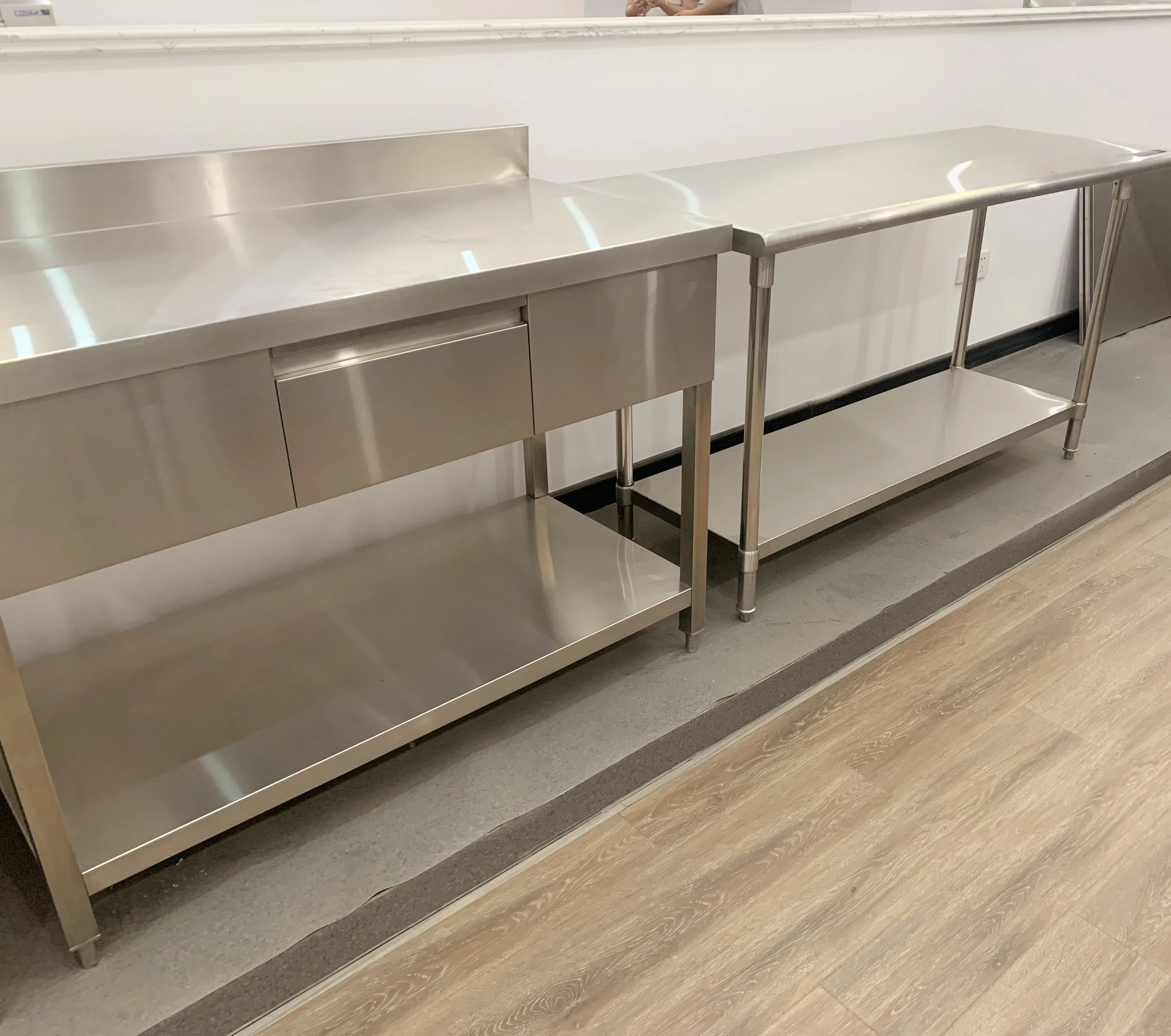 Factory Professional Homemade Stainless Steel Portable Work Table laboratory worktable Commercial Kitchen Worktable for bakeries