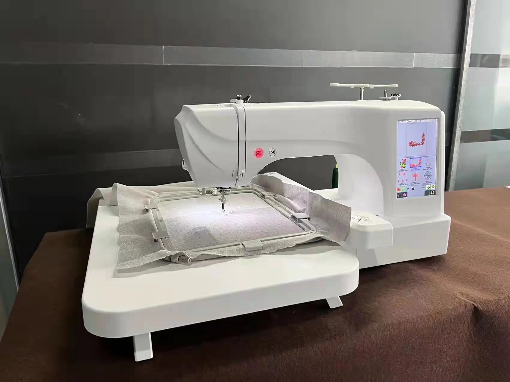 Bs5b Computerized Embroidery Machine Price Computerized Flat Embroidery Machine