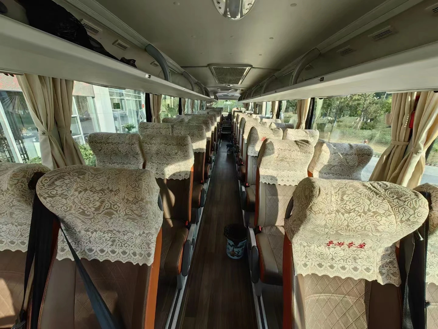 Hot Sale Used  Bus with Airbag 55-60 Seaters diesel Engine Double Decker Bus Luxury City Travel Bus for Africa Sale