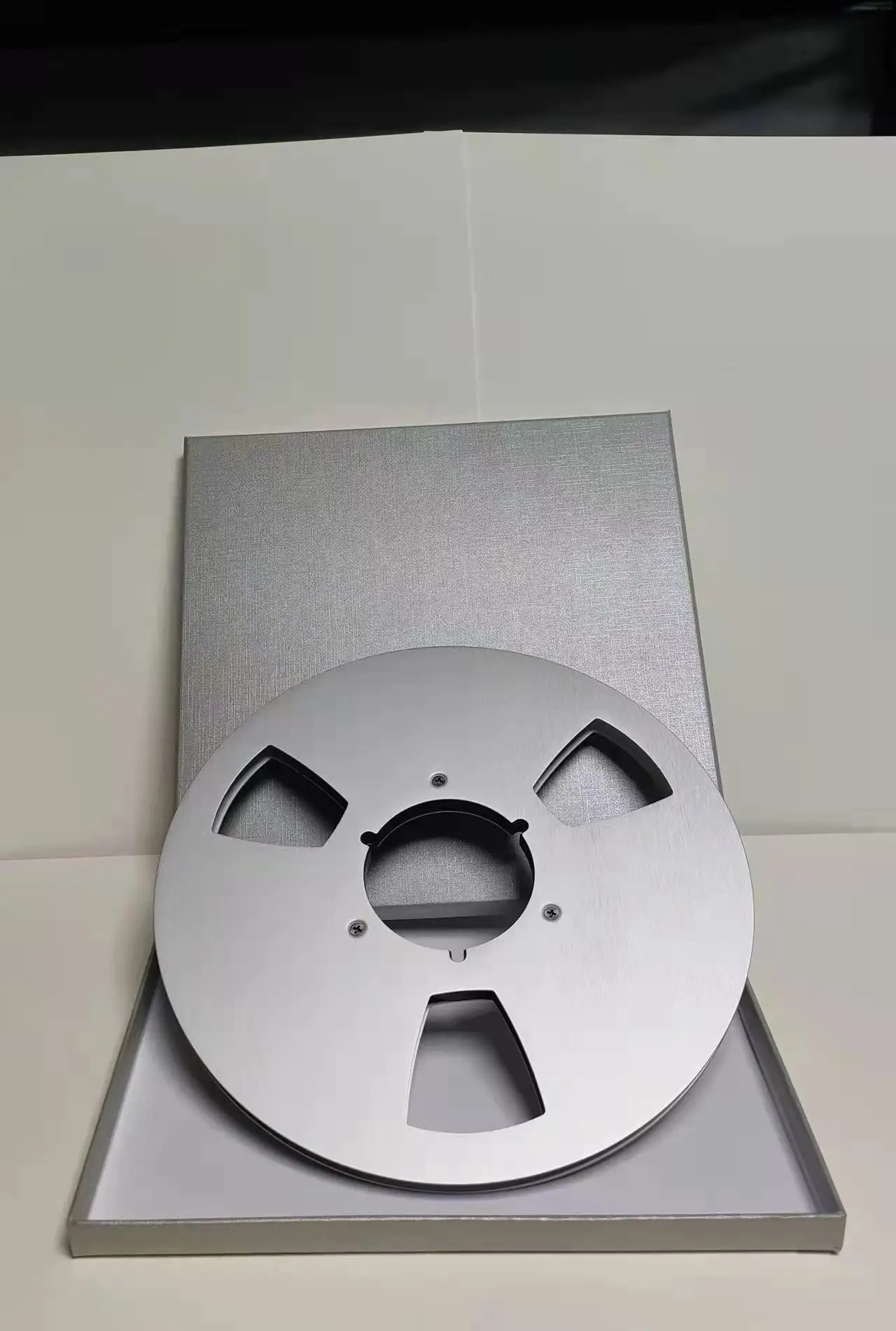 Аудиоблины шириной 1/4 дюйма (6,3 мм) для использования с катушкой для рекордеров