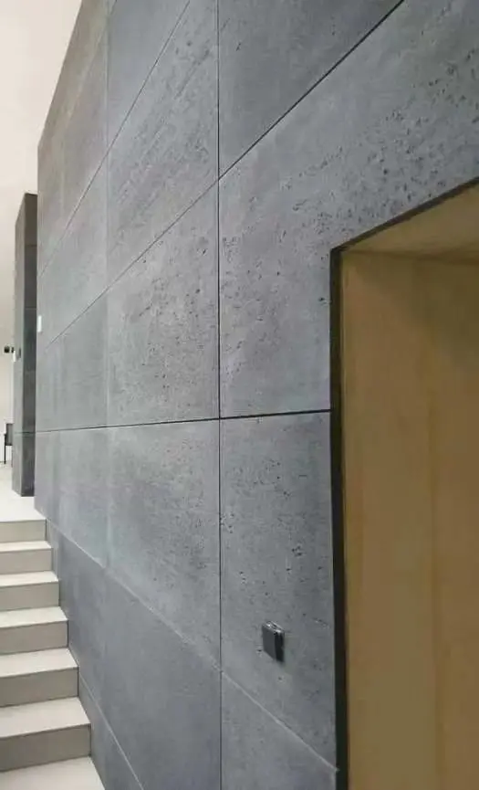 Современная 3-метровая огнеупорная армированная волокном цементная перегородка панель неасбестовая Водонепроницаемая перфорированная конструкция для использования в квартире