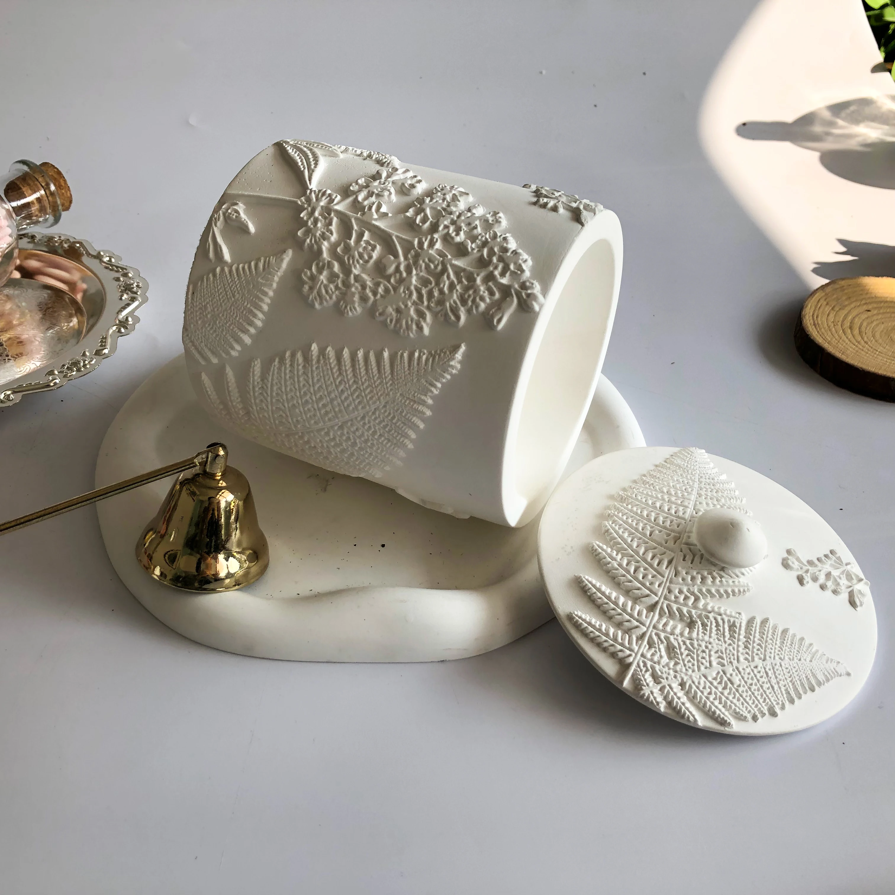 Wholesale Carved Flower Gypsum Scented Candle Natural Soy Wax Home Aroma Candle Gypsum Jar Bottle Scented Candle for Decor