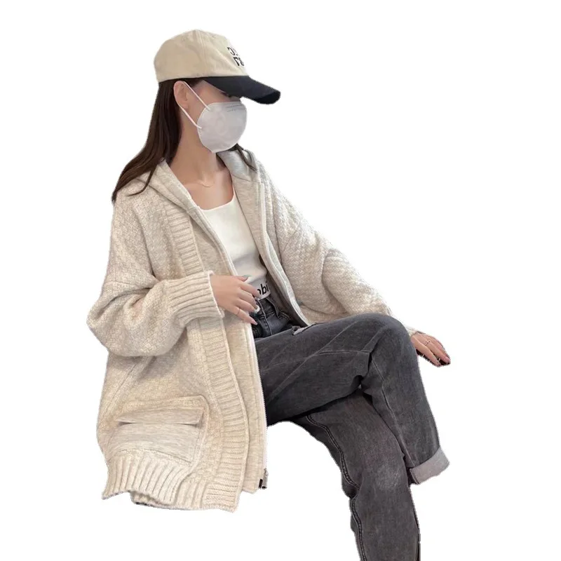 Autumn and winter 2021 stitching sweater jacket Korean version of the new loose hooded thickened ladies knitted coat