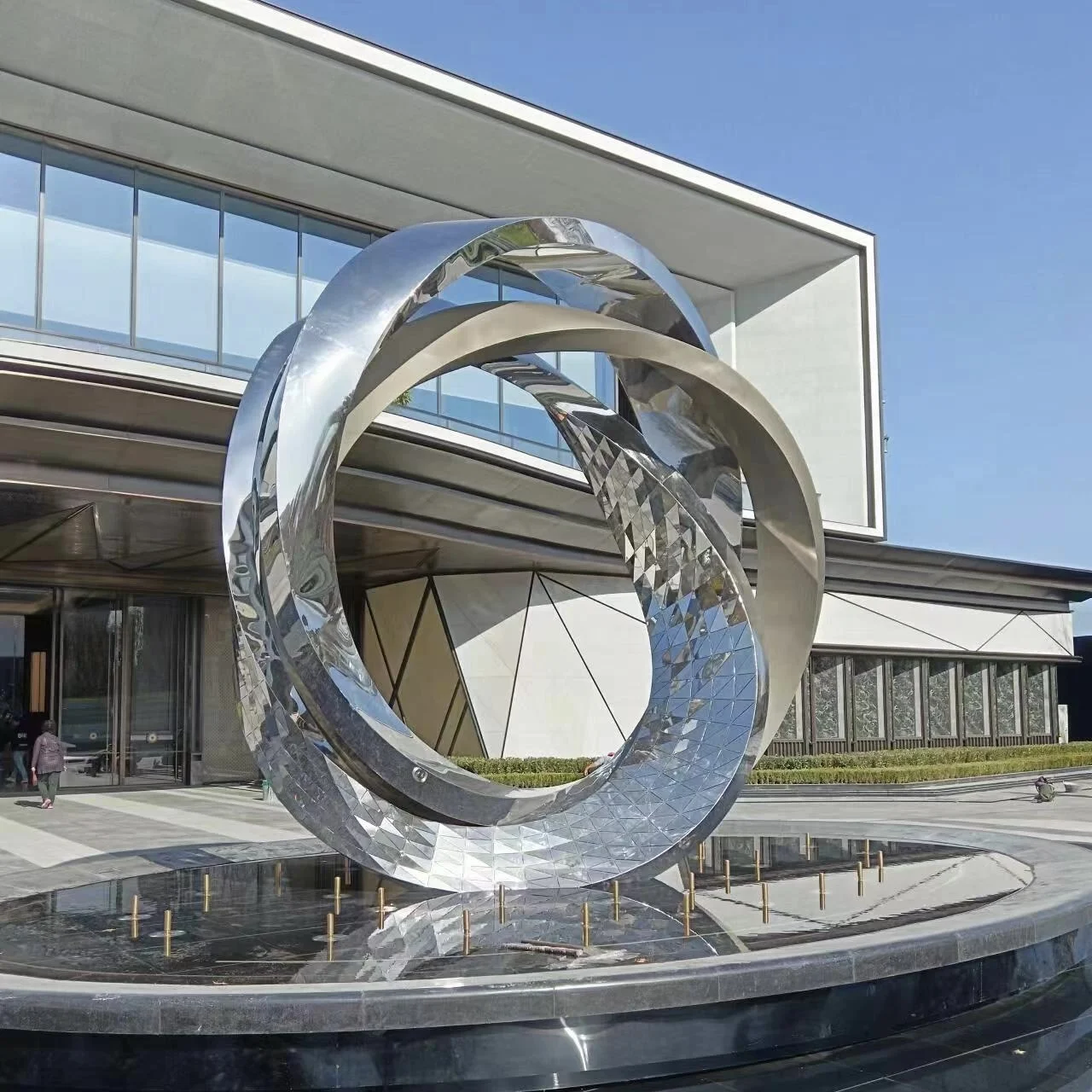 High Quality Metal Crafts Stainless Steel Polished Ring Abstract Sculpture Custom Metal Sculpture