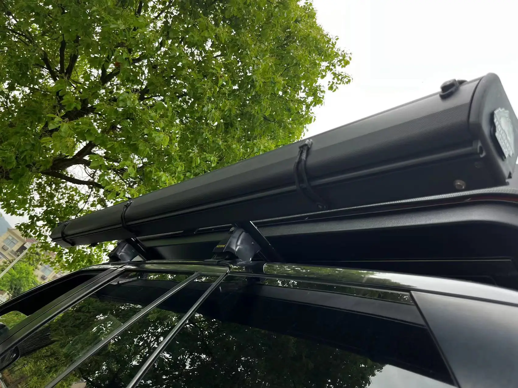 Popular in Europe Car Side Awning Tent Retractable Awning Car Waterproof Tent