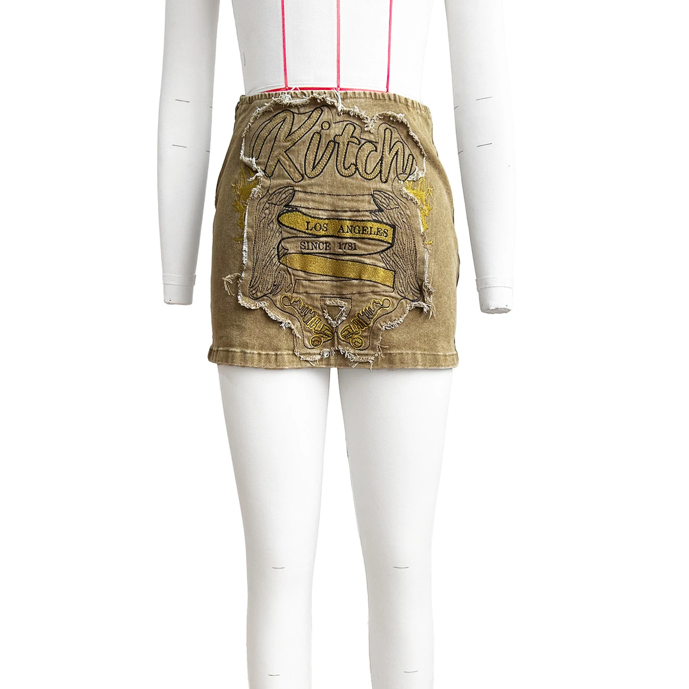 2024 New Arrived Summer Ladies Embroidery Patch Vintage Half Zipper Stretch Denim Mini Skirts For Women