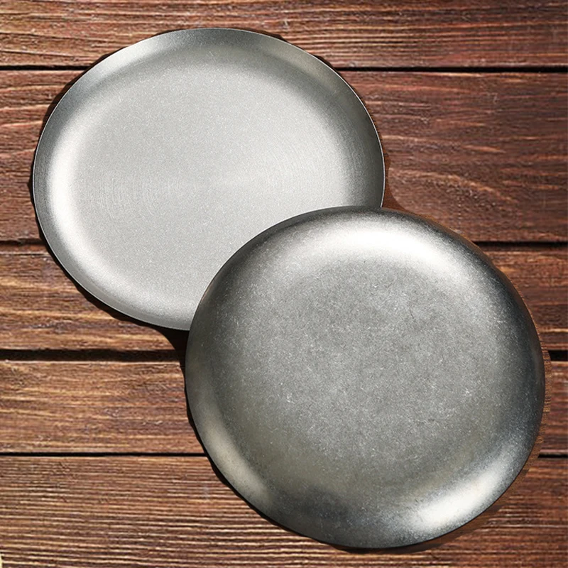Simple and Retro Frosted Matte Silver Stainless Steel Plate Round Serving Tray for Banquet Barbecue Picnic Camping Use
