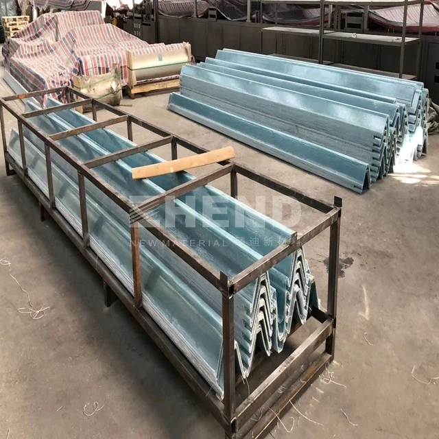 Multi-span Agricultural Greenhouse For Vegetable Fiber Glass Greenhouse water rain gutter